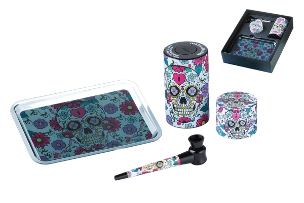 Geschenk Set Metallgrinder/ Pipe/ Storage/ Tray, Skull/Blumen